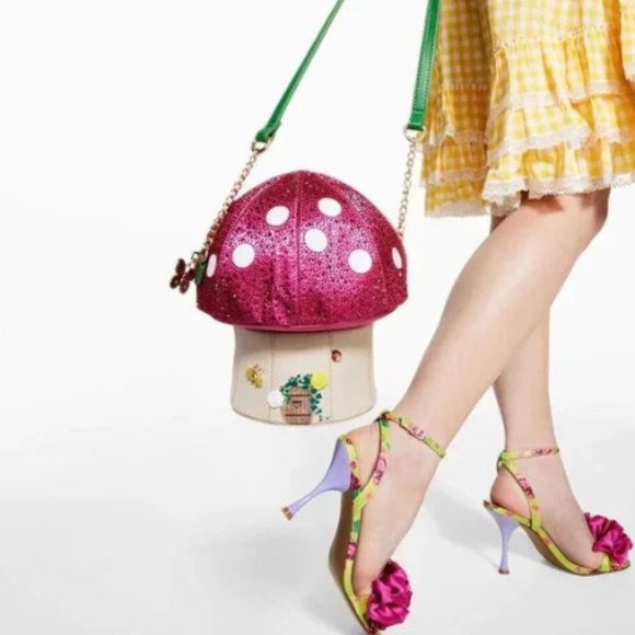 NWT Betsey Johnson KITSCH LOVE YOU SO MUSH MUSHROOM CROSSBODY COLLECTIBLE - Picture 6 of 8